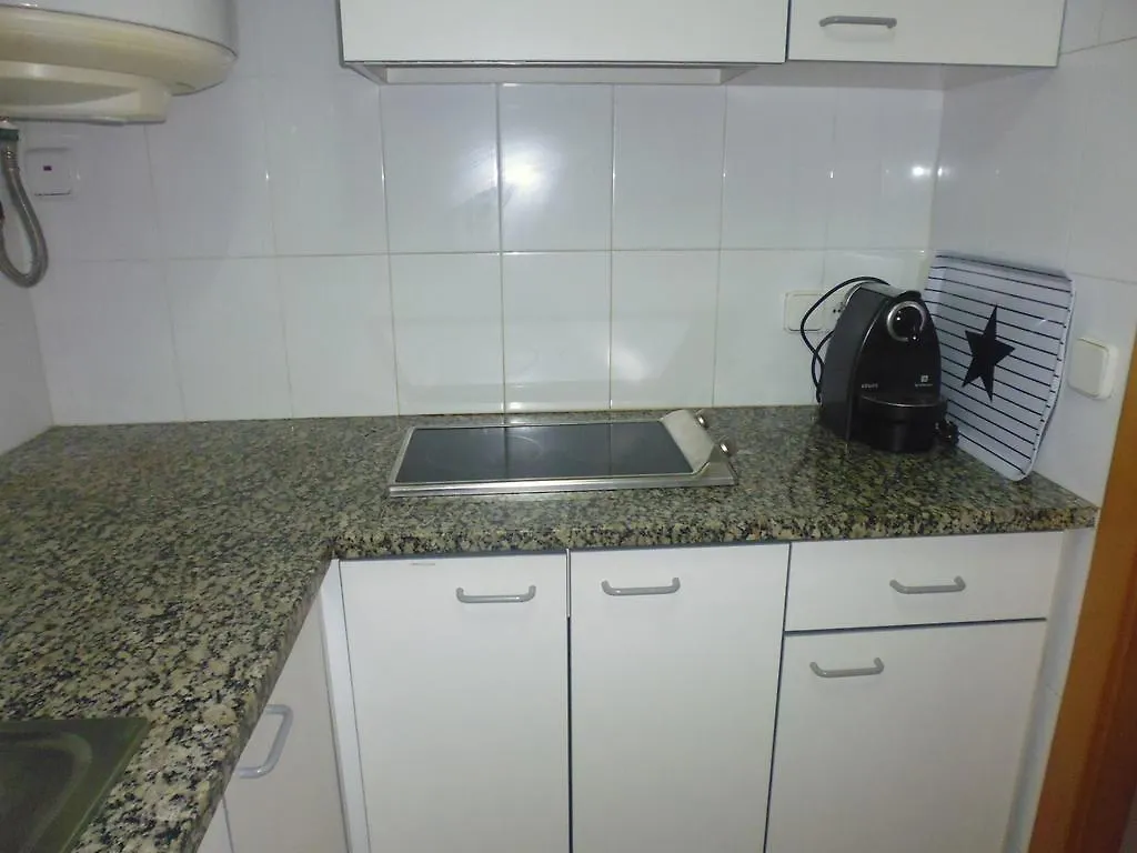 Apartamento Blanes Nautic Port 0*,  スペイン